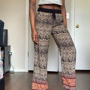 BeBop Elastic Waistband Wide Leg Pattern Pants